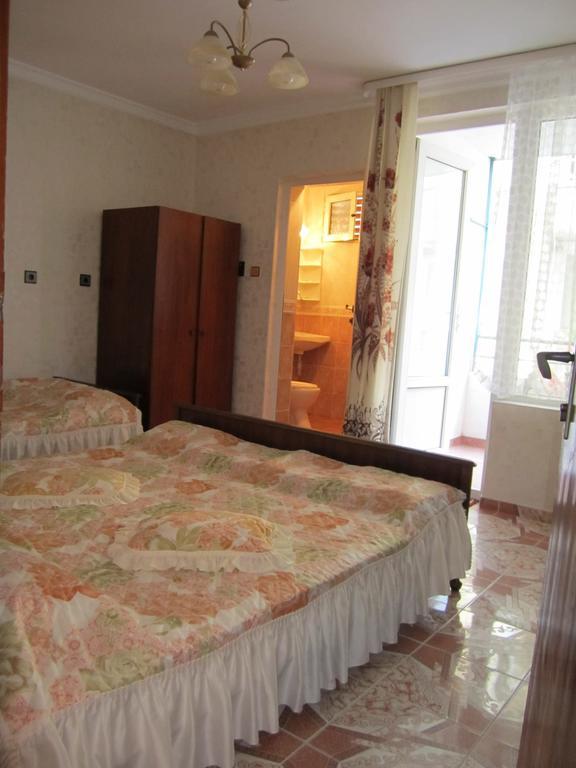 Central Guesthouse Nesebar Exterior photo